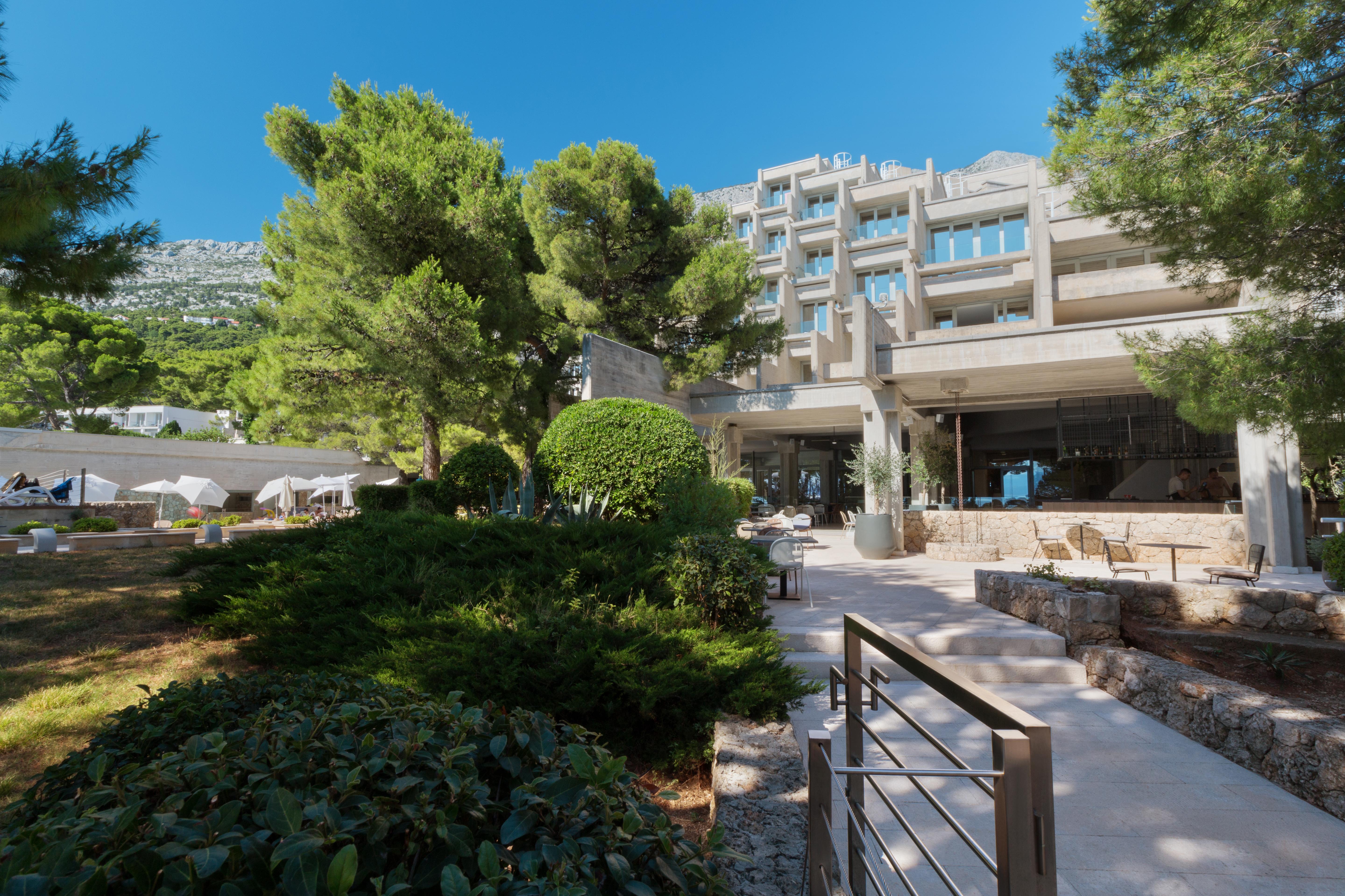Bluesun Hotel Soline Брела Екстериор снимка