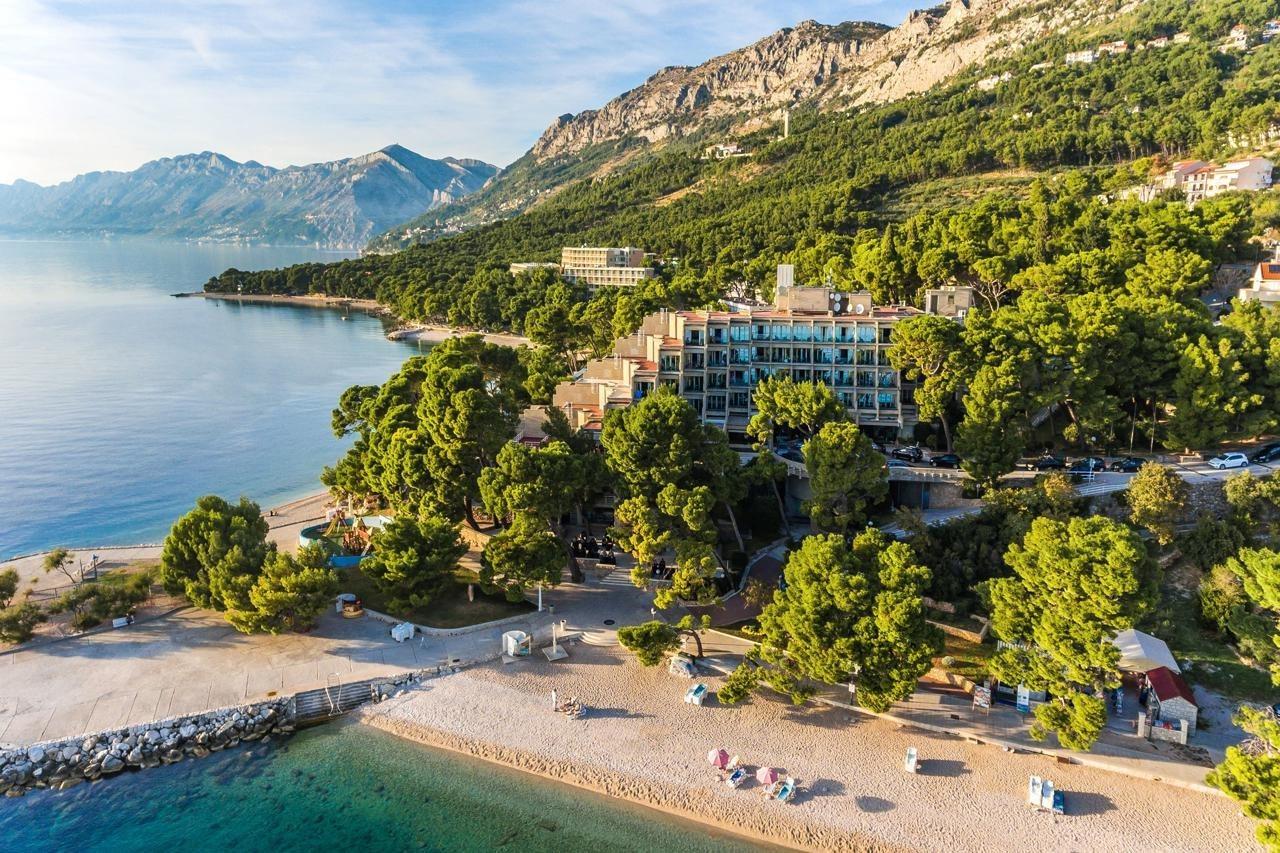 Bluesun Hotel Soline Брела Екстериор снимка